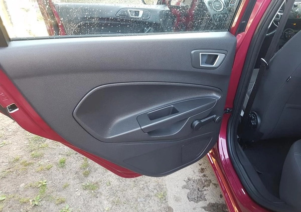 Ford Fiesta cena 19900 przebieg: 244000, rok produkcji 2013 z Gubin małe 254